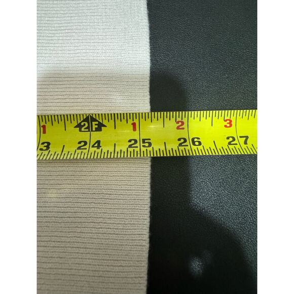 Planet By Lauren G Cutout Shoulder Ribbed Boatneck Sweater In Light Pink OS - Picture 9 of 10